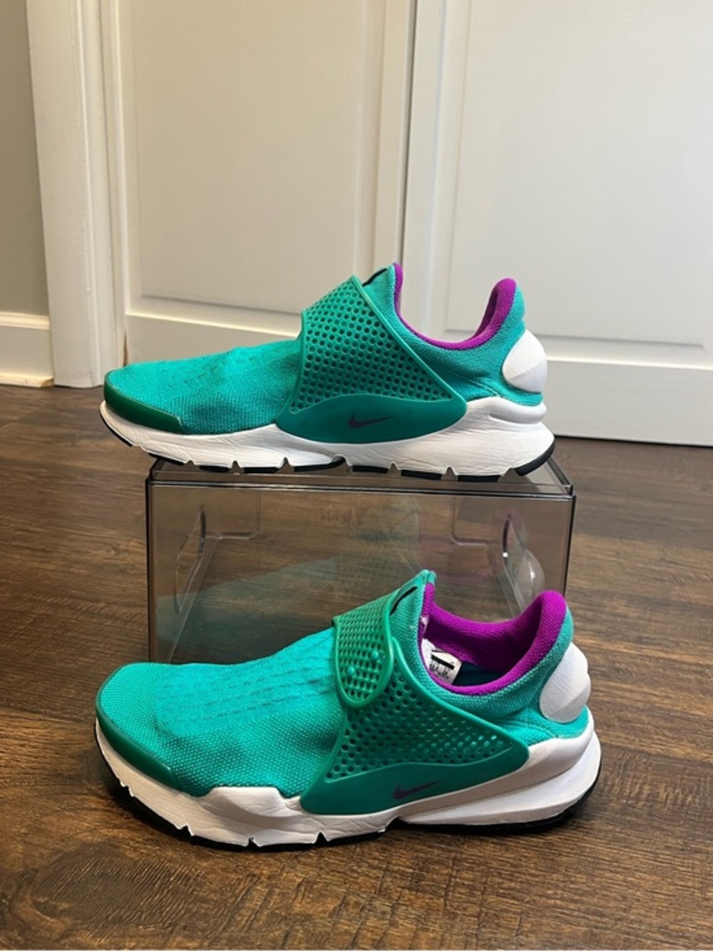 Nike Sock Dart Women’s Running Shoes/Sneakers Size 9 Clear Jade/Teal/Purple